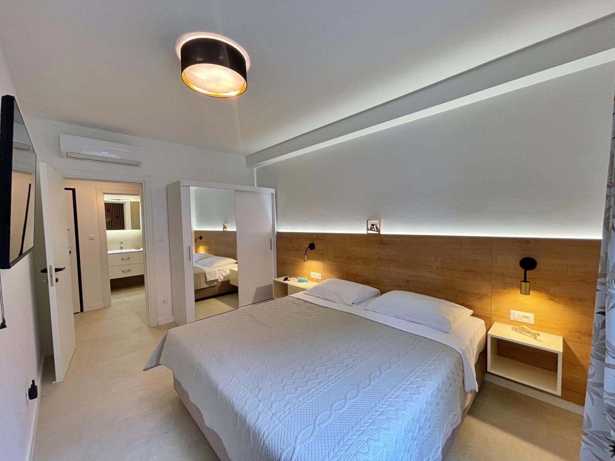 Villas Punta Silo - Luxury Apartments With Pool 外观 照片